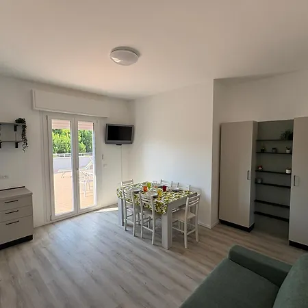 Attico Maestro Tiberio - A Pinarella Di * Cervia