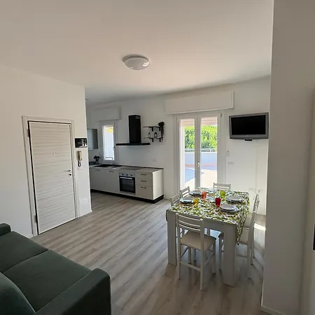 Attico Maestro Tiberio - A Pinarella Di * Cervia