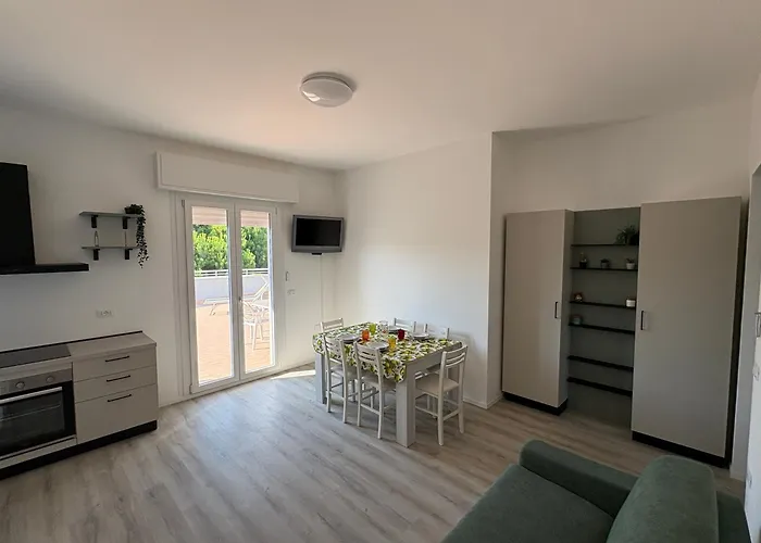 Attico Maestro Tiberio - A Pinarella Di * Cervia